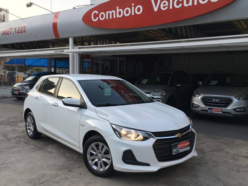 CHEVROLET - ONIX - 2020/2020 - Branca - R$ 63.990,00