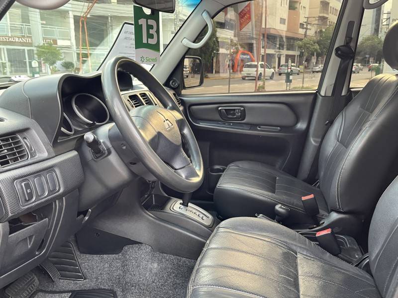 MITSUBISHI - PAJERO TR4 - 2012/2013 - Cinza - R$ 65.990,00