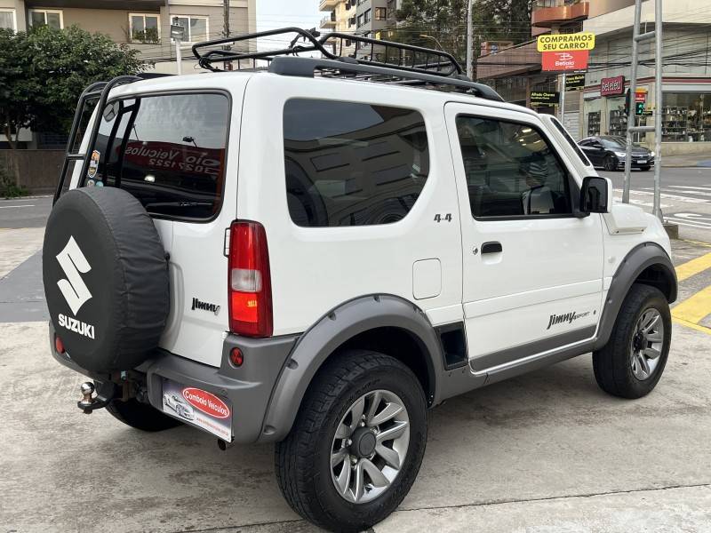 SUZUKI - JIMNY - 2018/2019 - Branca - R$ 81.990,00