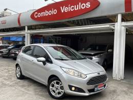 FORD - FIESTA - 2014/2015 - Prata - R$ 47.990,00