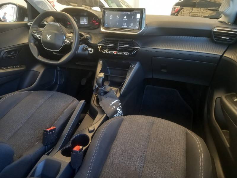 PEUGEOT - 208 - 2023/2024 - Branca - R$ 70.990,00