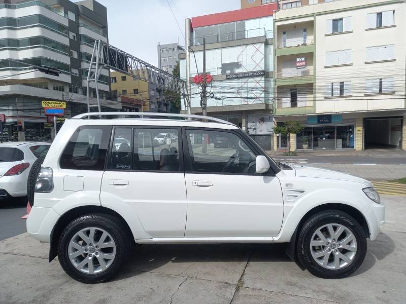 MITSUBISHI - PAJERO TR4 - 2011/2012 - Branca - R$ 64.990,00
