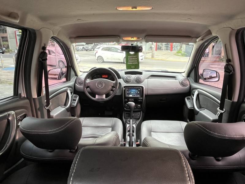 RENAULT - DUSTER - 2013/2014 - Prata - R$ 52.990,00