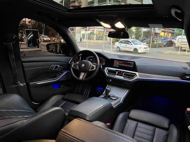 BMW - 320I - 2019/2020 - Branca - R$ 203.990,00