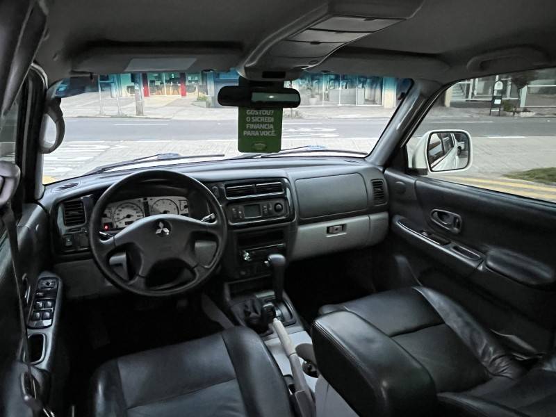 MITSUBISHI - PAJERO SPORT - 2010/2010 - Branca - R$ 73.990,00