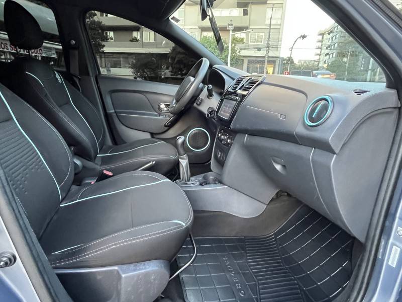 RENAULT - SANDERO - 2017/2018 - Cinza - R$ 40.990,00