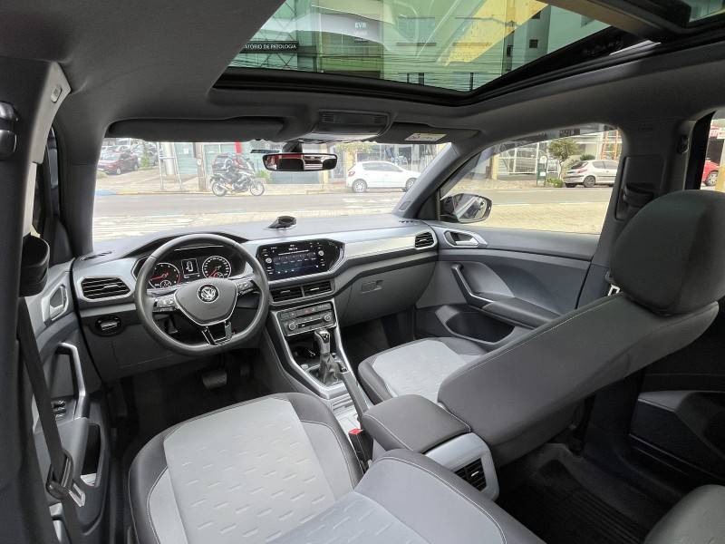 VOLKSWAGEN - T-CROSS - 2019/2020 - Azul - R$ 104.990,00