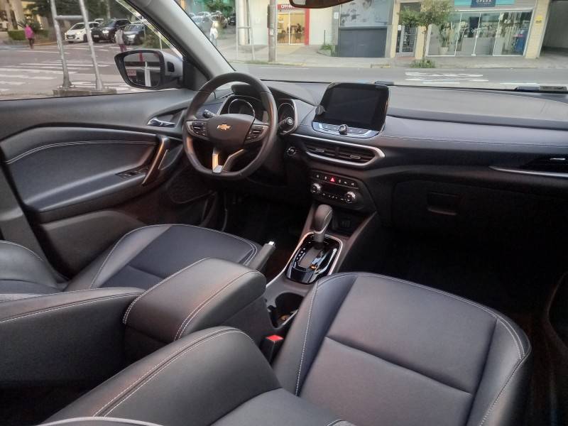 CHEVROLET - TRACKER - 2020/2021 - Prata - R$ 108.990,00