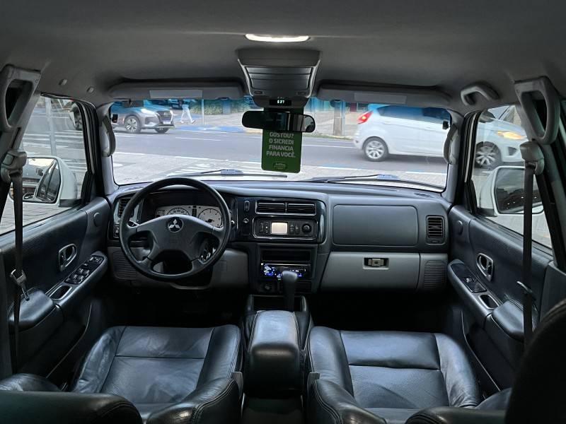MITSUBISHI - PAJERO SPORT - 2010/2010 - Branca - R$ 73.990,00