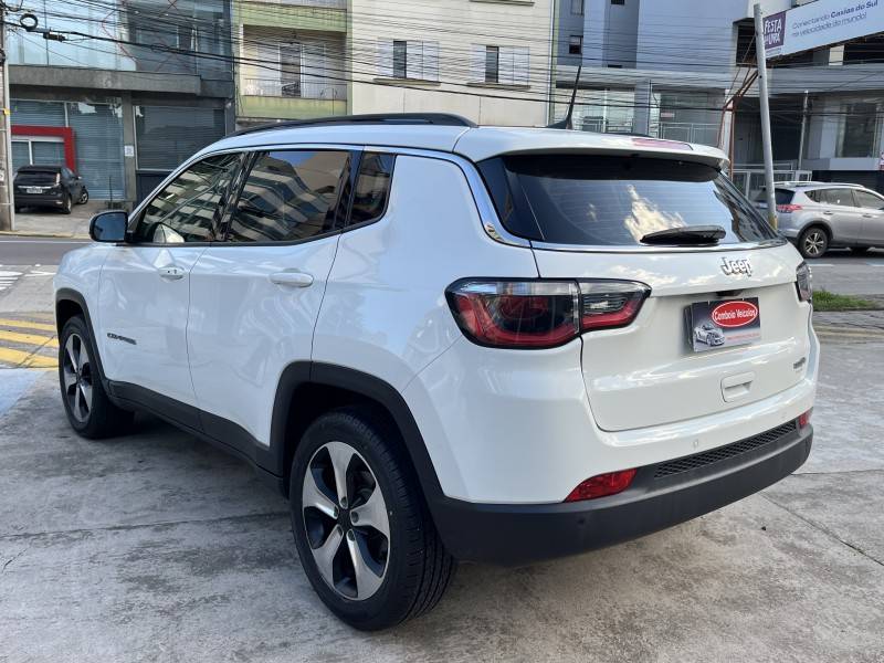 JEEP - COMPASS - 2017/2018 - Branca - R$ 92.990,00