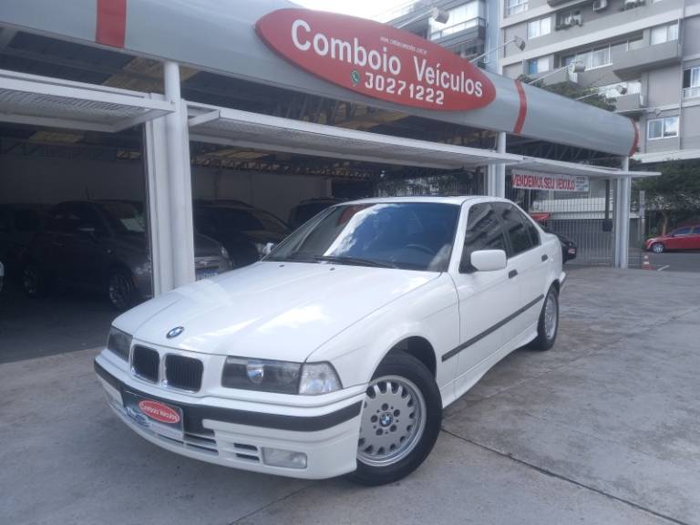 BMW - 325I - 1993/1993 - Branca - R$ 129.990,00