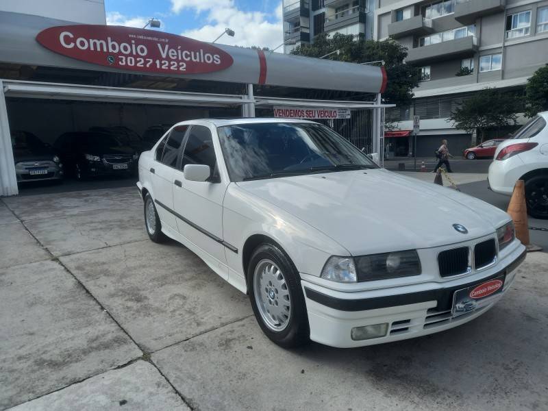 BMW - 325I - 1993/1993 - Branca - R$ 129.990,00