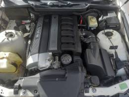 BMW - 325I - 1993/1993 - Branca - R$ 129.990,00
