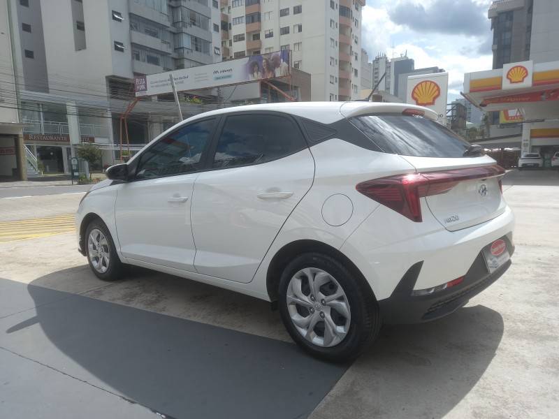 HYUNDAI - HB20 - 2024/2025 - Branca - R$ 95.990,00