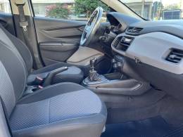 CHEVROLET - ONIX - 2019/2019 - Branca - R$ 50.990,00