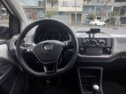VOLKSWAGEN - UP - 2017/2018 - Branca - R$ 60.990,00