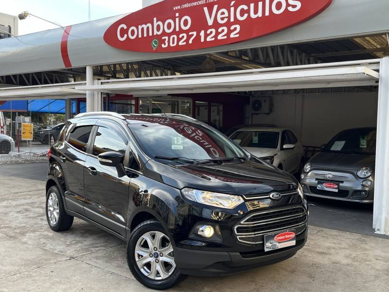 FORD - ECOSPORT - 2012/2013 - Preta - R$ 53.900,00