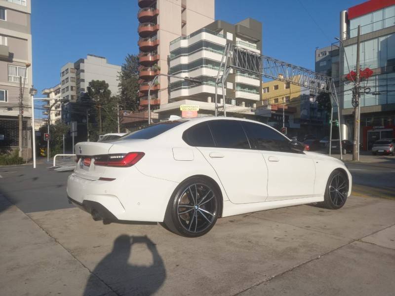 BMW - 320I - 2019/2020 - Branca - R$ 203.990,00