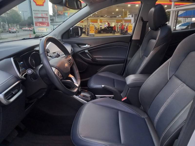 CHEVROLET - TRACKER - 2020/2021 - Prata - R$ 108.990,00